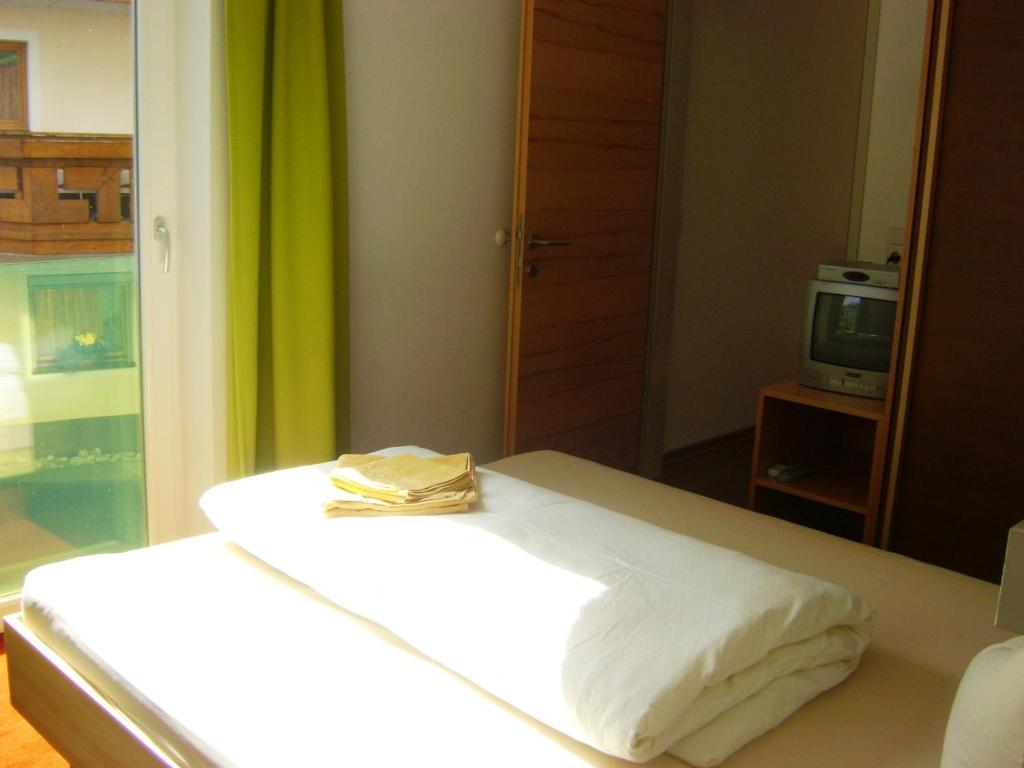 אישגל Almandin Apartments חדר תמונה